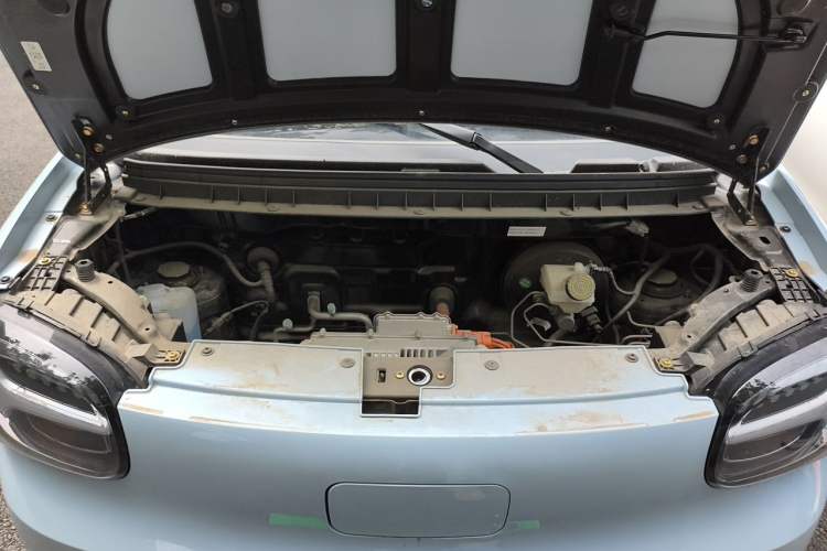 Used Know Beans Rainbow 2024 Colorful Cloud Edition Engine Bay