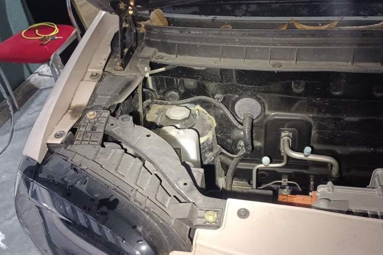Used Know Beans Rainbow 2024 Colorful Cloud Edition Engine Bay Right