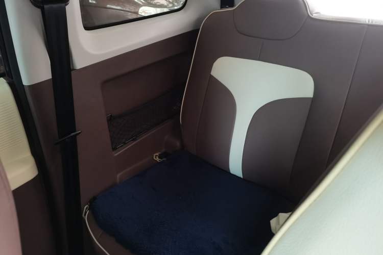 Used Know Beans Rainbow 2024 Colorful Cloud Edition Left Rear Seat