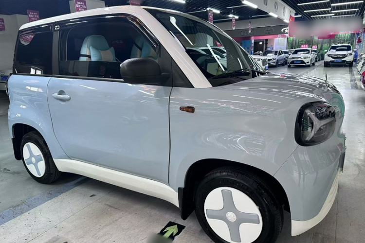 Used Know Beans Rainbow 2025 Pro 205km Sunlight Edition Exterior 6