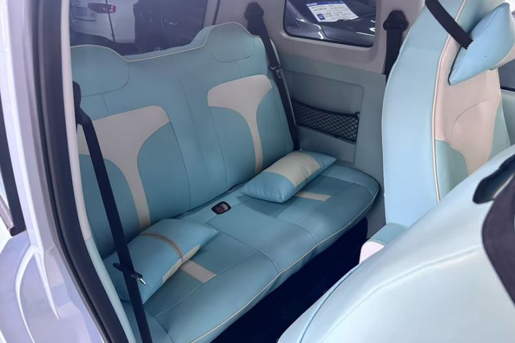 Used Know Beans Rainbow 2025 Pro 205km Sunlight Edition Interior 3