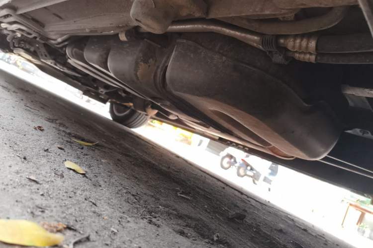 Used Kunchi V-Class  Chassis Rear Left