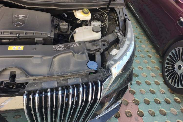 Used Kunchi V-Class 2022 Starlight V480 Engine Bay Left