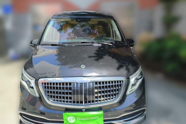 Used Kunchi V-Class  Front