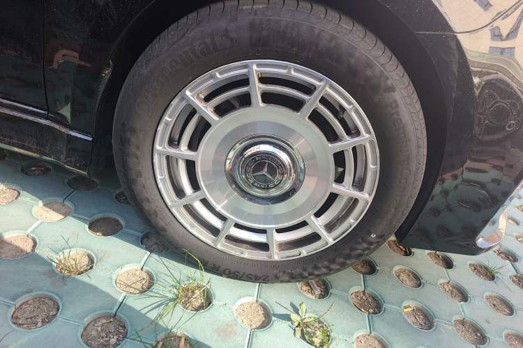 Used Kunchi V-Class 2022 Starlight V480 Right Front Wheel Hub