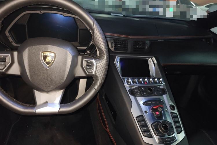 Used Lamborghini Aventador 2011 LP 700-4 Center Console