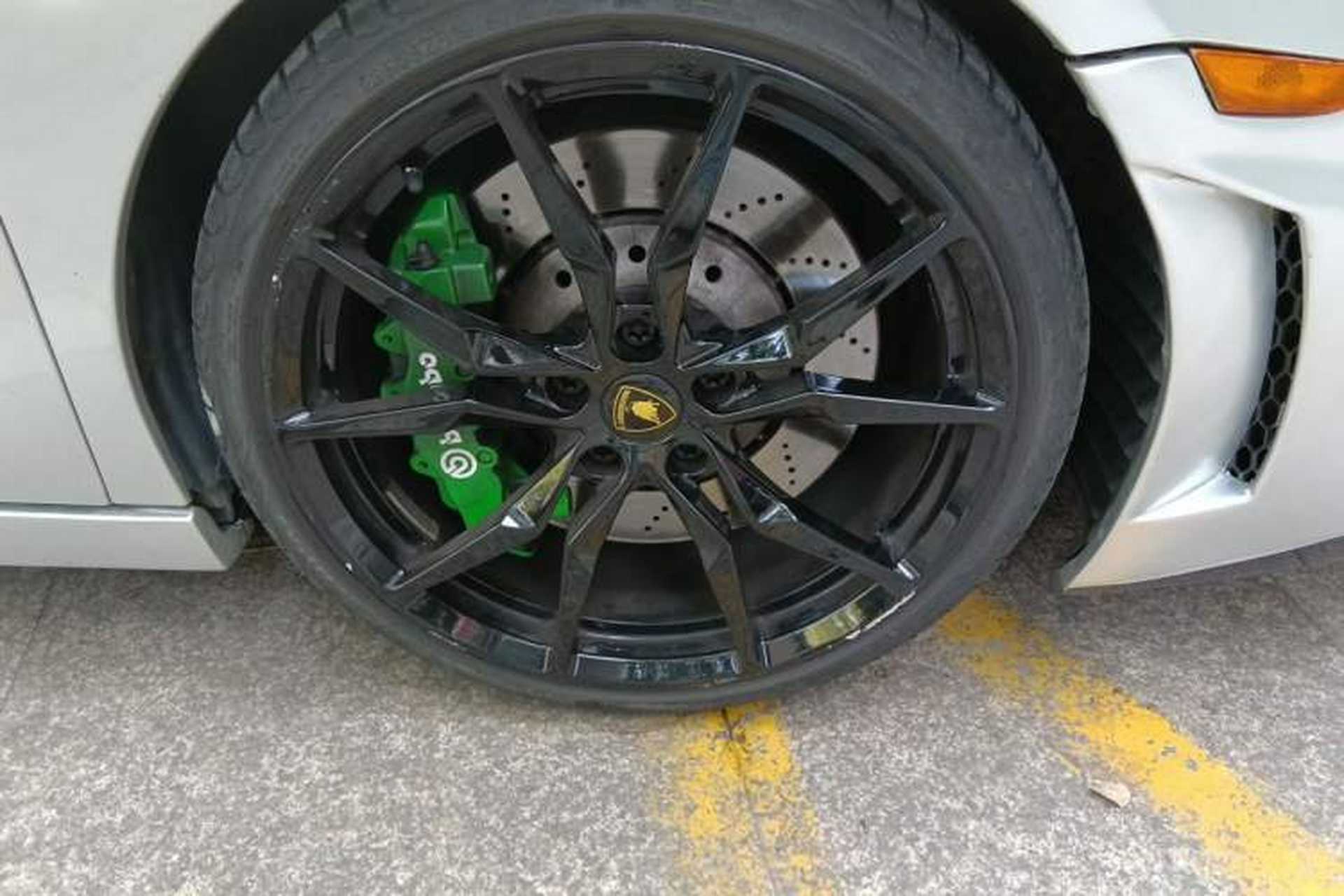 Used Lamborghini Gallardo 2008 LP 560-4 Right Front Wheel Hub