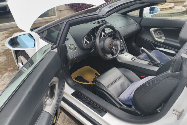Used Lamborghini Gallardo 2009 LP 560-4 Spyder Driver Seat