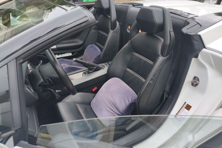 Used Lamborghini Gallardo 2009 LP 560-4 Spyder Left Front Seat