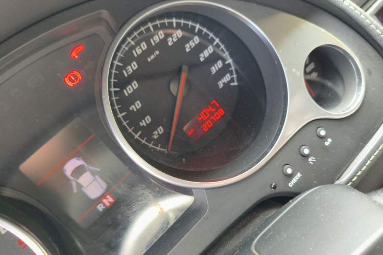 Used Lamborghini Gallardo 2009 LP 560-4 Spyder Odometer Close Up