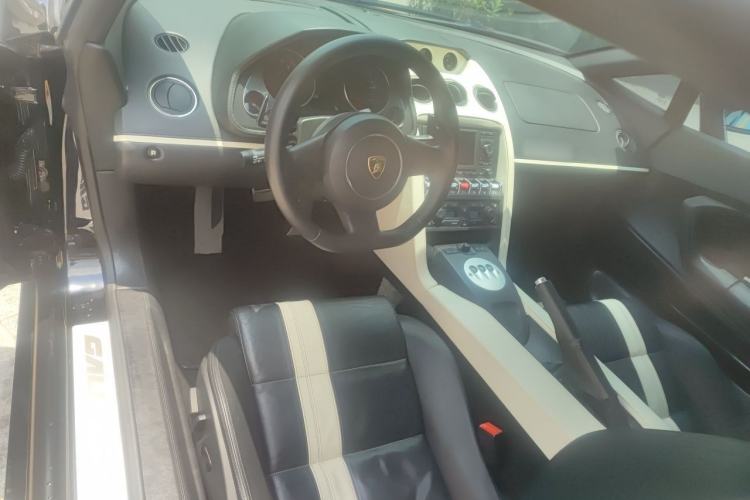 Used Lamborghini Gallardo 2010 LP 550-2 Valentino Bolboni Center Console