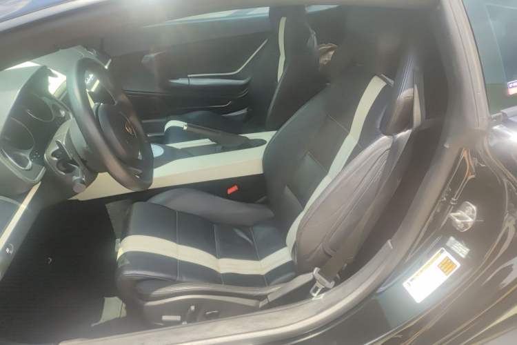 Used Lamborghini Gallardo 2010 LP 550-2 Valentino Bolboni Left Rear Seat