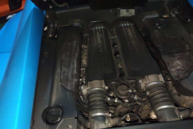 Used Lamborghini Gallardo 2011 LP 550-2 Tricolore Engine Bay Right