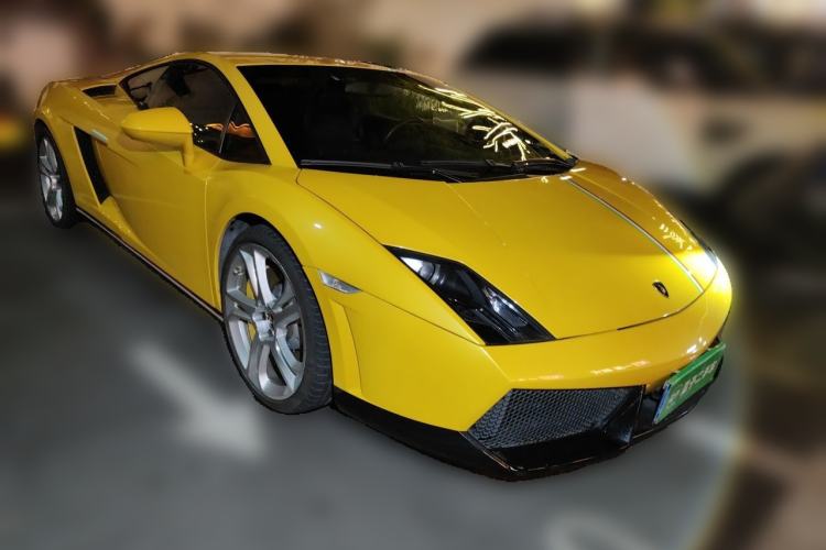 Used Lamborghini Gallardo 2011 LP 550-2 Tricolore Front Right 45 Deg