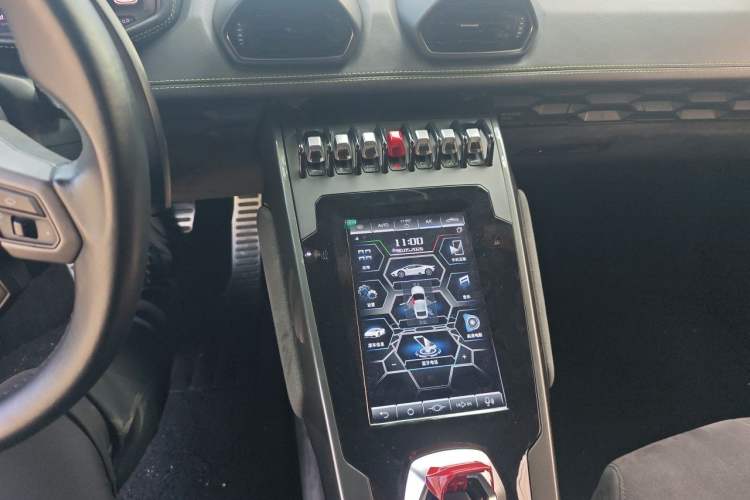 Used Lamborghini Huracán 2016 Huracán RWD Coupe Audio And AC Panel