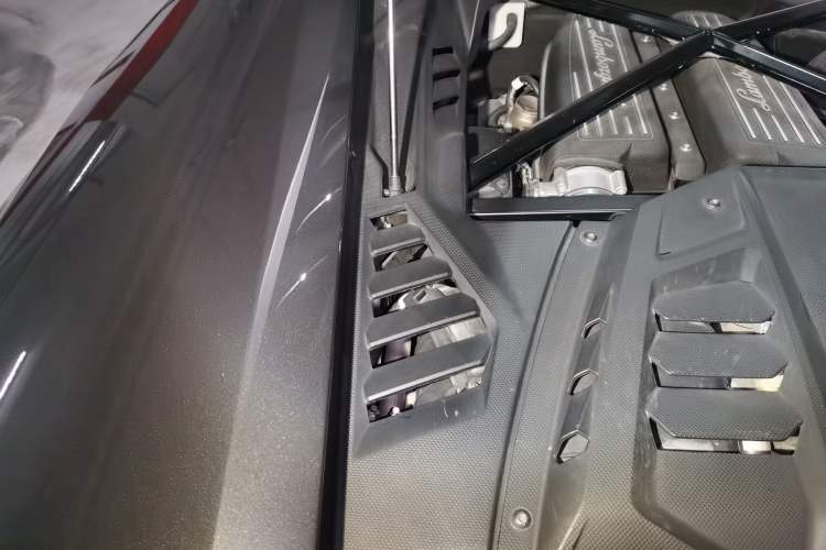 Used Lamborghini Huracán 2020 Huracán EVO RWD Engine Bay Right
