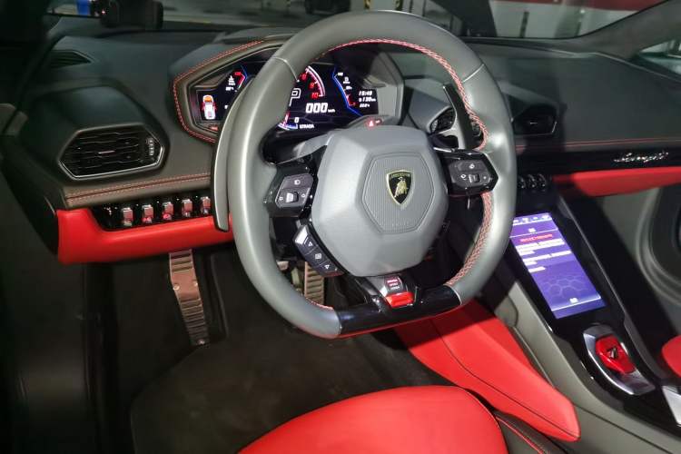Used Lamborghini Huracán 2020 Huracán EVO RWD Steering Wheel
