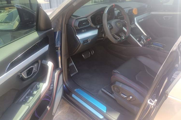 Used Lamborghini Urus 2021 4.0T V8 Driver Seat