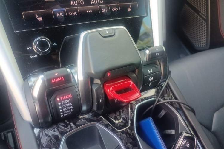 Used Lamborghini Urus 2021 4.0T V8 Gear Lever