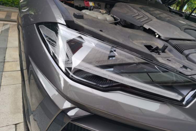 Used Lamborghini Urus 2021 4.0T V8 Right Front Headlight