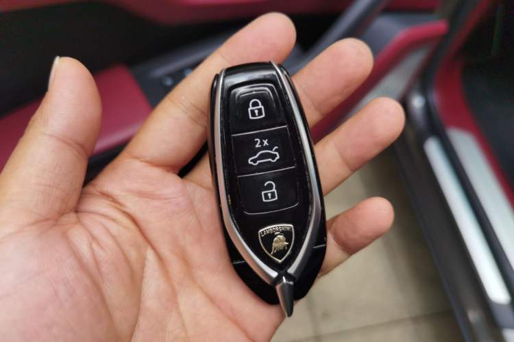 Used Lamborghini Urus 2021 4.0T V8 Vehicle Key