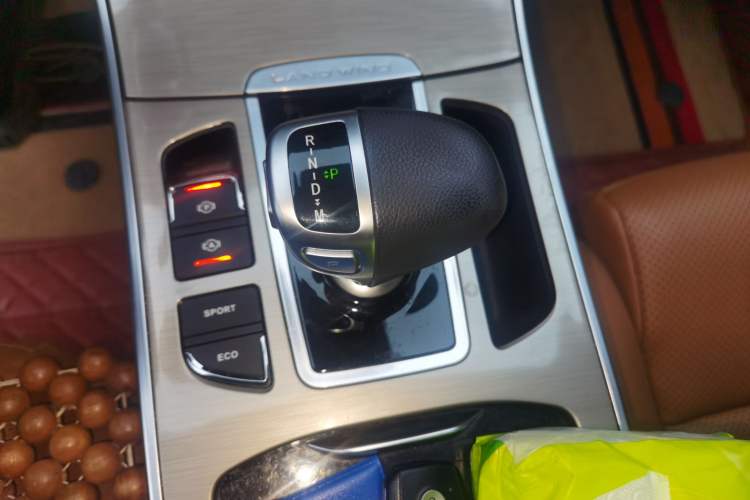 Used Land Rongyao 2020 1.5 GTDI Automatic - Ling·Yao Gear Lever