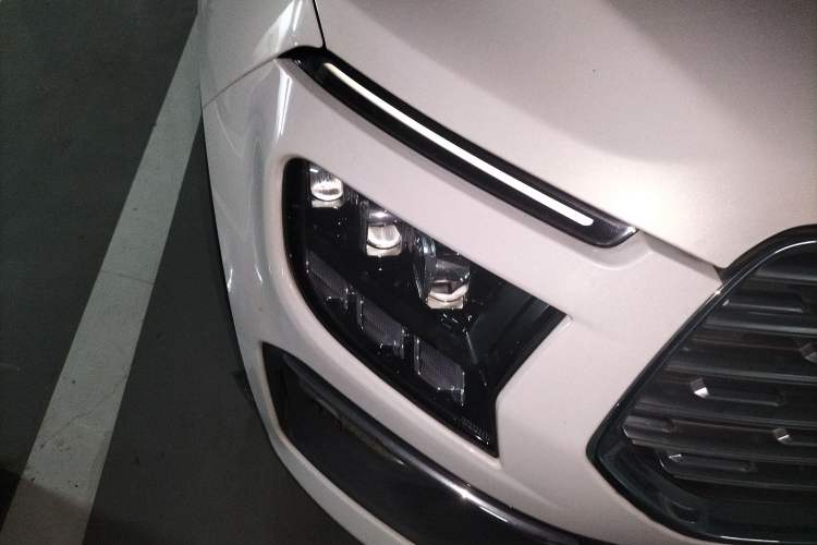 Used Land Rongyao 2020 1.5 GTDI Automatic Smart·Yao Right Front Headlight