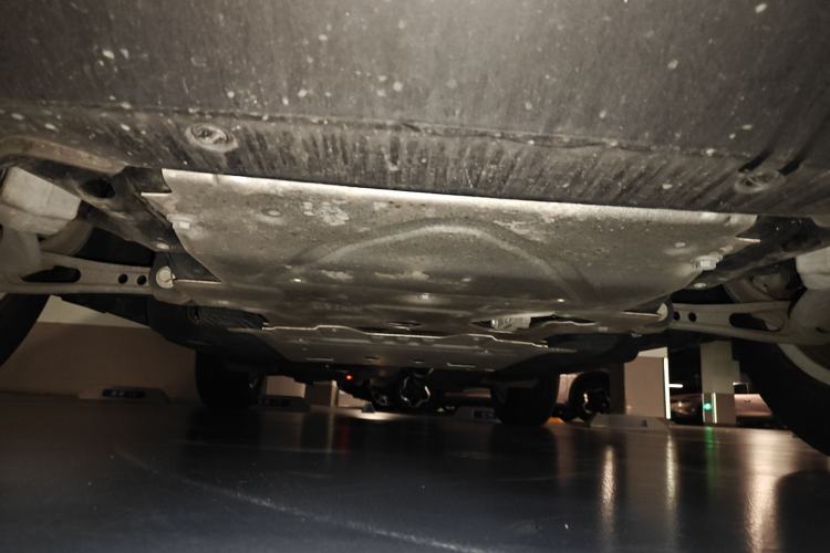 Used Land Rover Defender 2024 90 2.0T P300 S Chassis Front