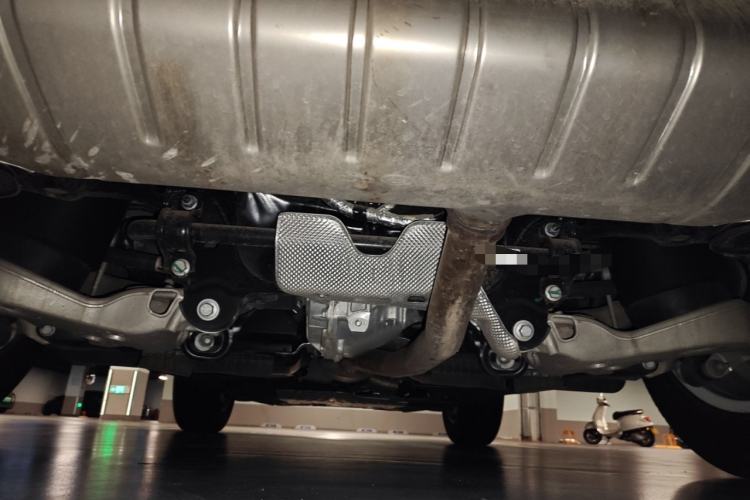 Used Land Rover Defender 2024 90 2.0T P300 S Chassis Rear