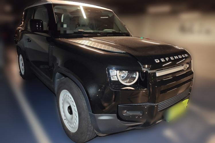 Used Land Rover Defender 2024 90 2.0T P300 S Front Right 45 Deg