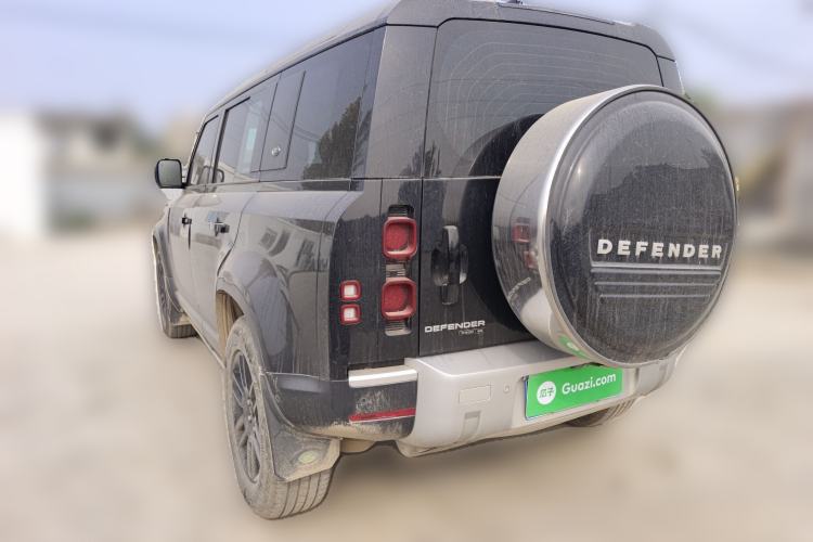 Used Land Rover Defender 2020 110 P400 SE Rear Left 45 Deg