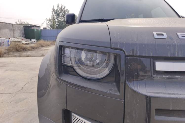 Used Land Rover Defender 2020 110 P400 SE Right Front Headlight