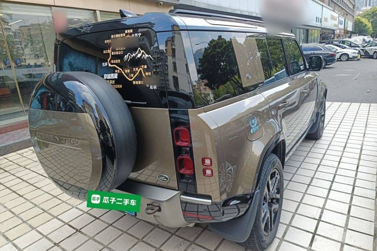 Used Land Rover Defender 2023 Facelift 110 3.0T P400 X-DYNAMIC HSE Exterior 5
