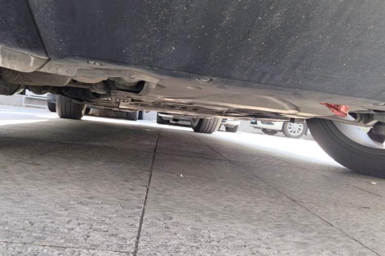 Used Land Rover Defender 2020 110 P400 SE Chassis Front