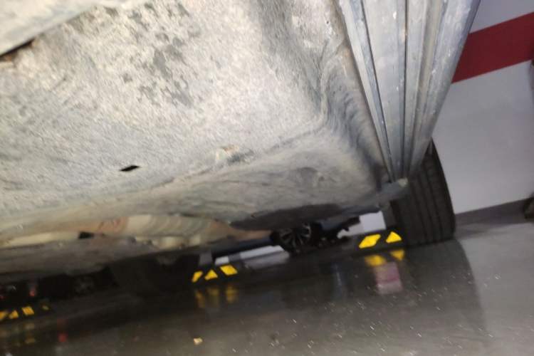 Used Land Rover Defender 2020 110 P400 SE Chassis Front Left