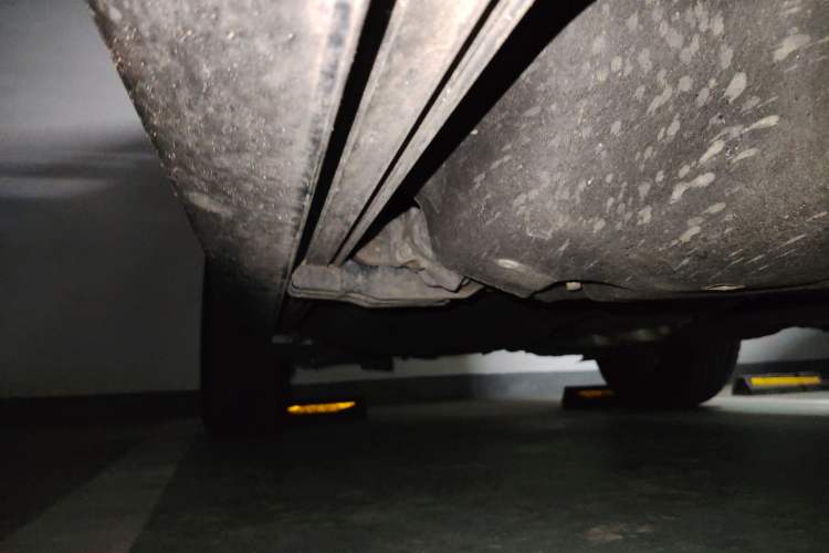 Used Land Rover Defender 2020 110 P400 Dark Special Edition Chassis Front Right