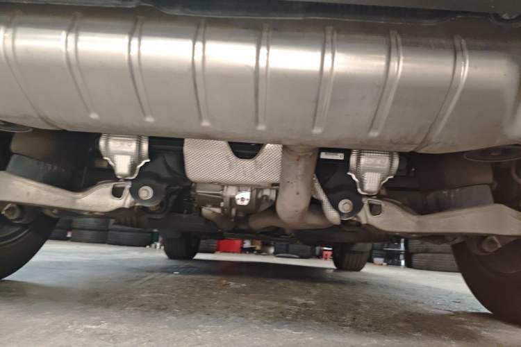 Used Land Rover Defender  Chassis Rear