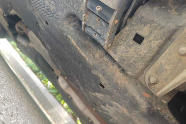 Used Land Rover Defender 2020 110 P400 Dark Special Edition Chassis Rear Left