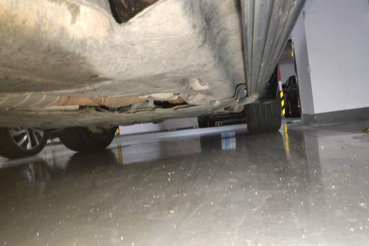 Used Land Rover Defender 2020 110 P400 SE Chassis Rear Right