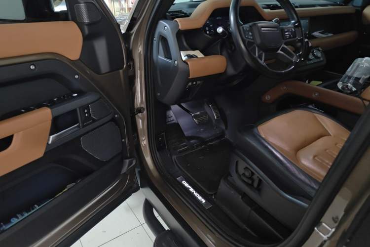 Used Land Rover Defender 2020 110 P400 X Driver Seat