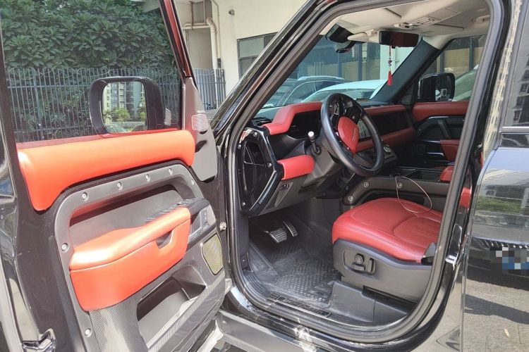 Used Land Rover Defender 2020 110 P400 SE Driver Seat