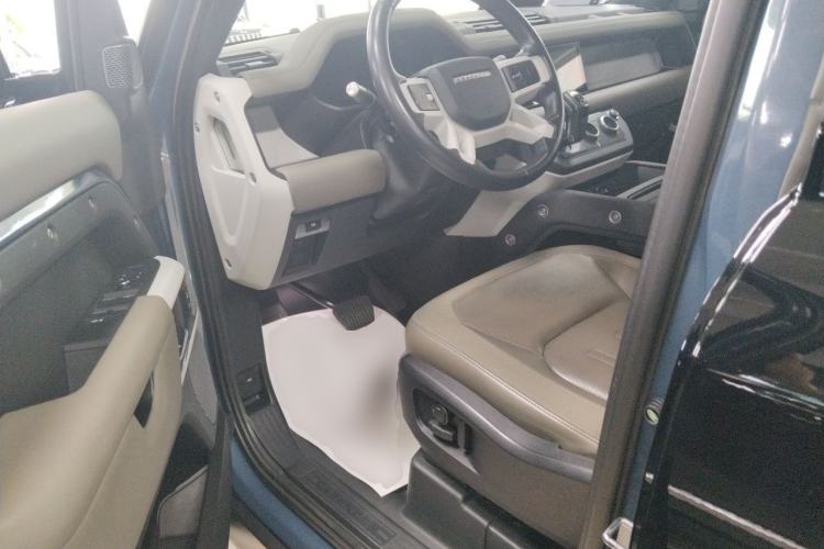 Used Land Rover Defender 2020 110 P400 Dark Special Edition Driver Seat