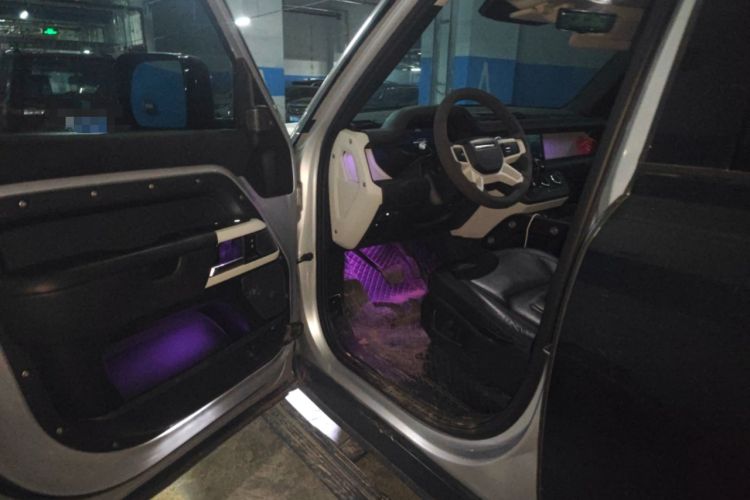Used Land Rover Defender 2020 110 P400 HSE Driver Seat