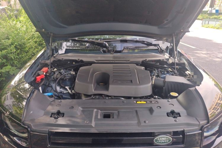 Used Land Rover Defender 2020 110 P400 Dark Special Edition Engine Bay