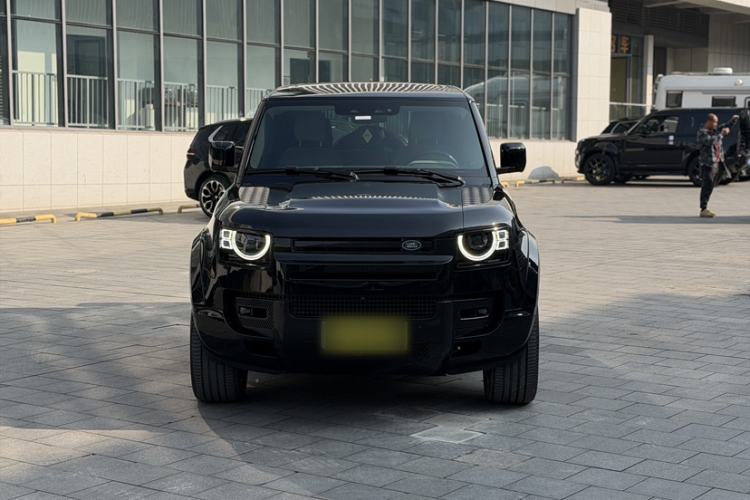 Used Land Rover Defender 2020 110 P400 SE Exterior 3