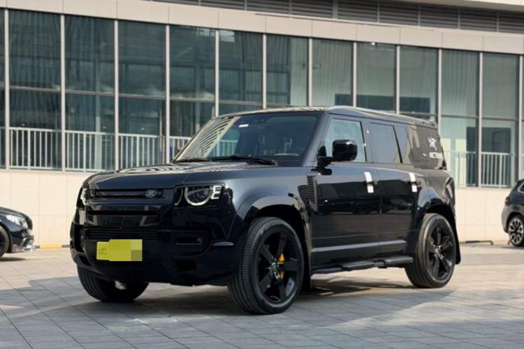 Used Land Rover Defender 2020 110 P400 SE Exterior 5