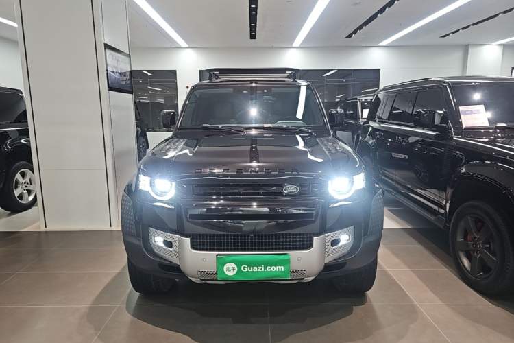 Used Land Rover Defender 2020 110 P400 Dark Special Edition Front