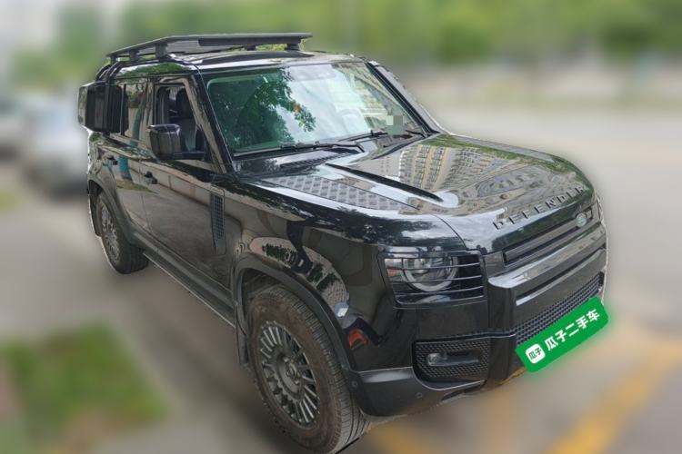Used Land Rover Defender 2020 110 P400 SE Front Right 45 Deg