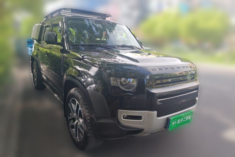 Used Land Rover Defender 2020 110 P400 Dark Special Edition Front Right 45 Deg