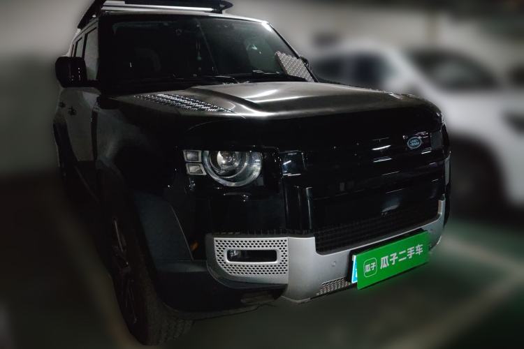 Used Land Rover Defender 2020 110 P400 Dark Special Edition Front Right 45 Deg